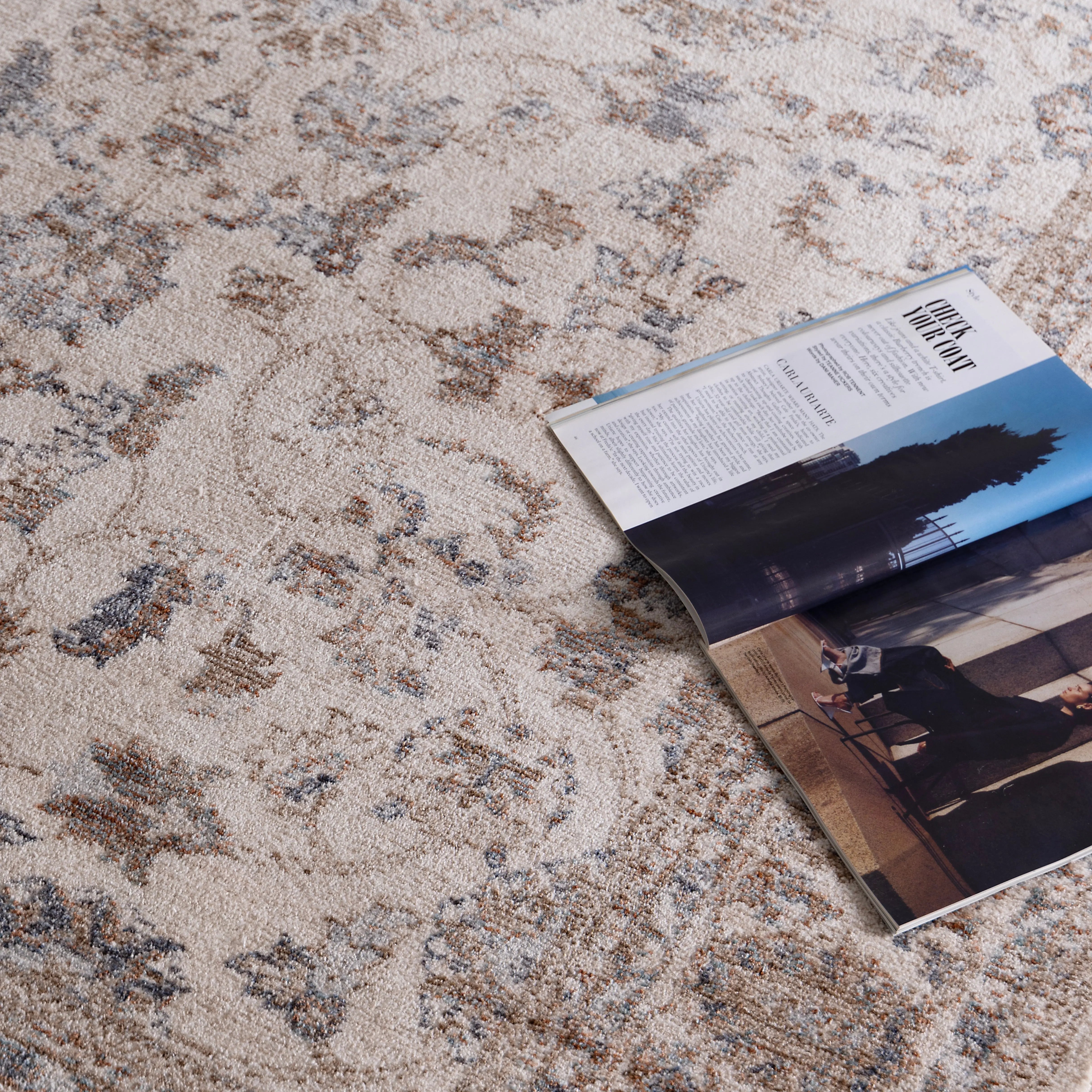 Flora Transitional Multi Rug BADE