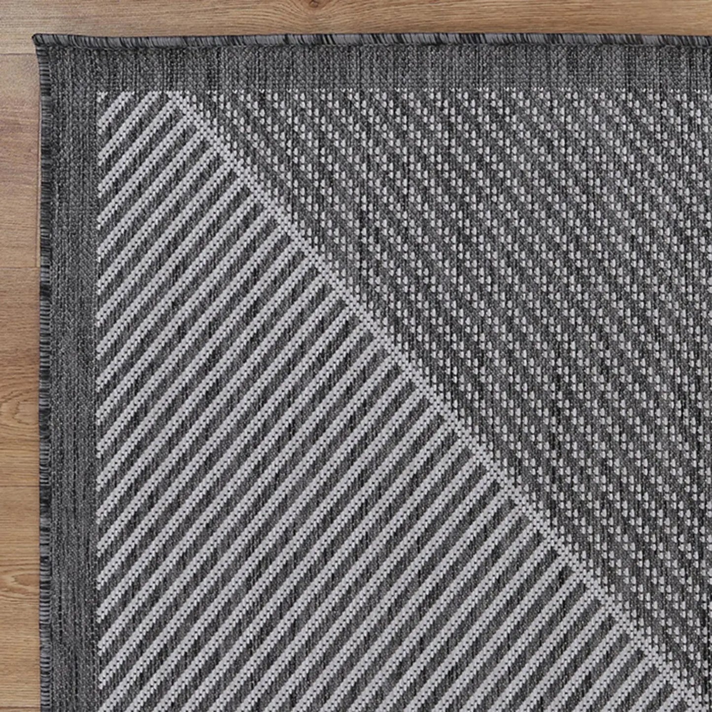 Elements Indoor/Outdoor Grey Shade Rug DecoRug