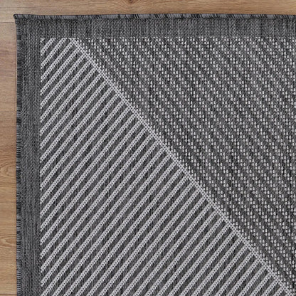 Elements Indoor/Outdoor Grey Shade Rug DecoRug