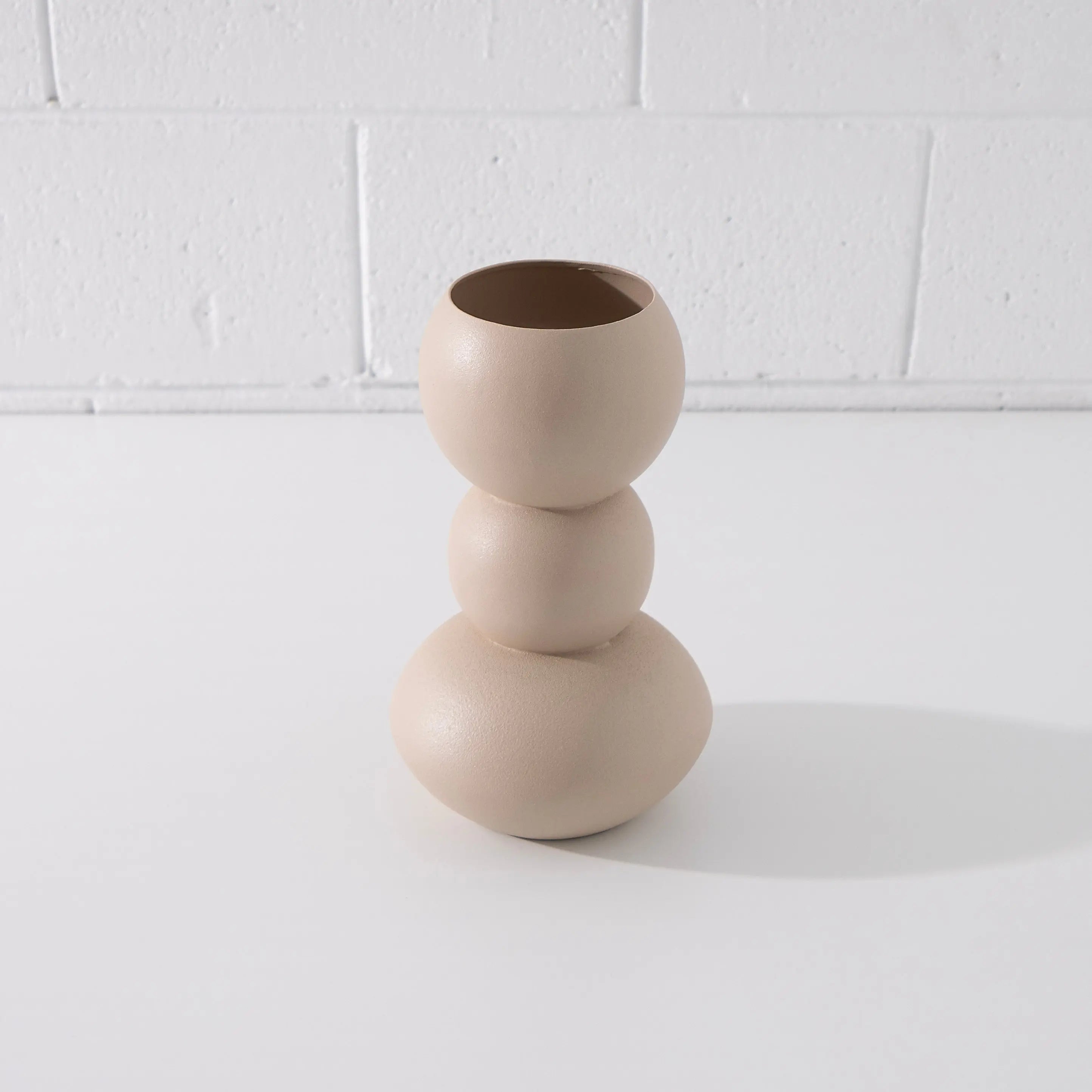 Oversized Lightweight Flower Vase Beige HAMSAINTERNAT