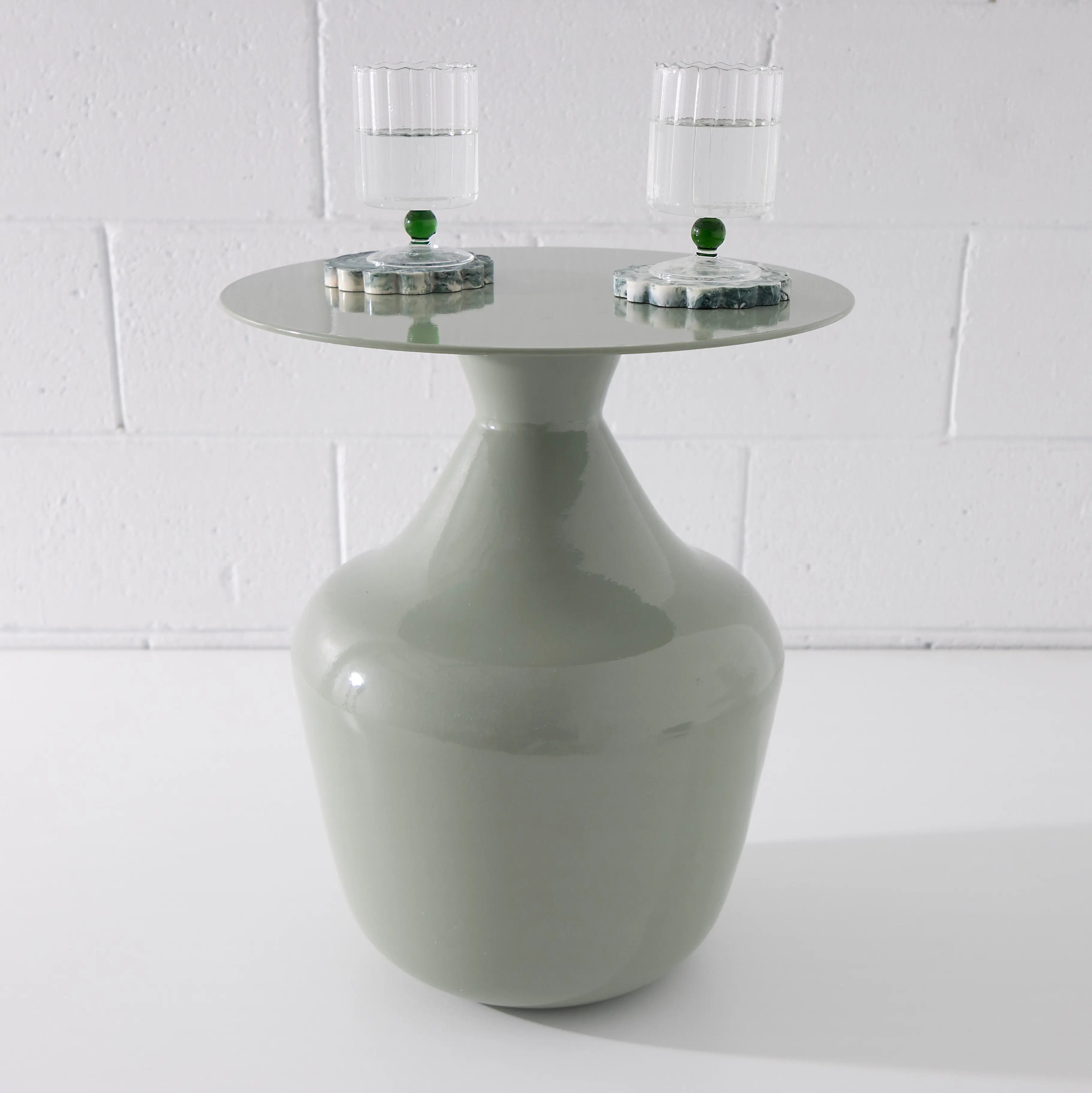Sculptural Side Table Green HAMSAINTERNAT