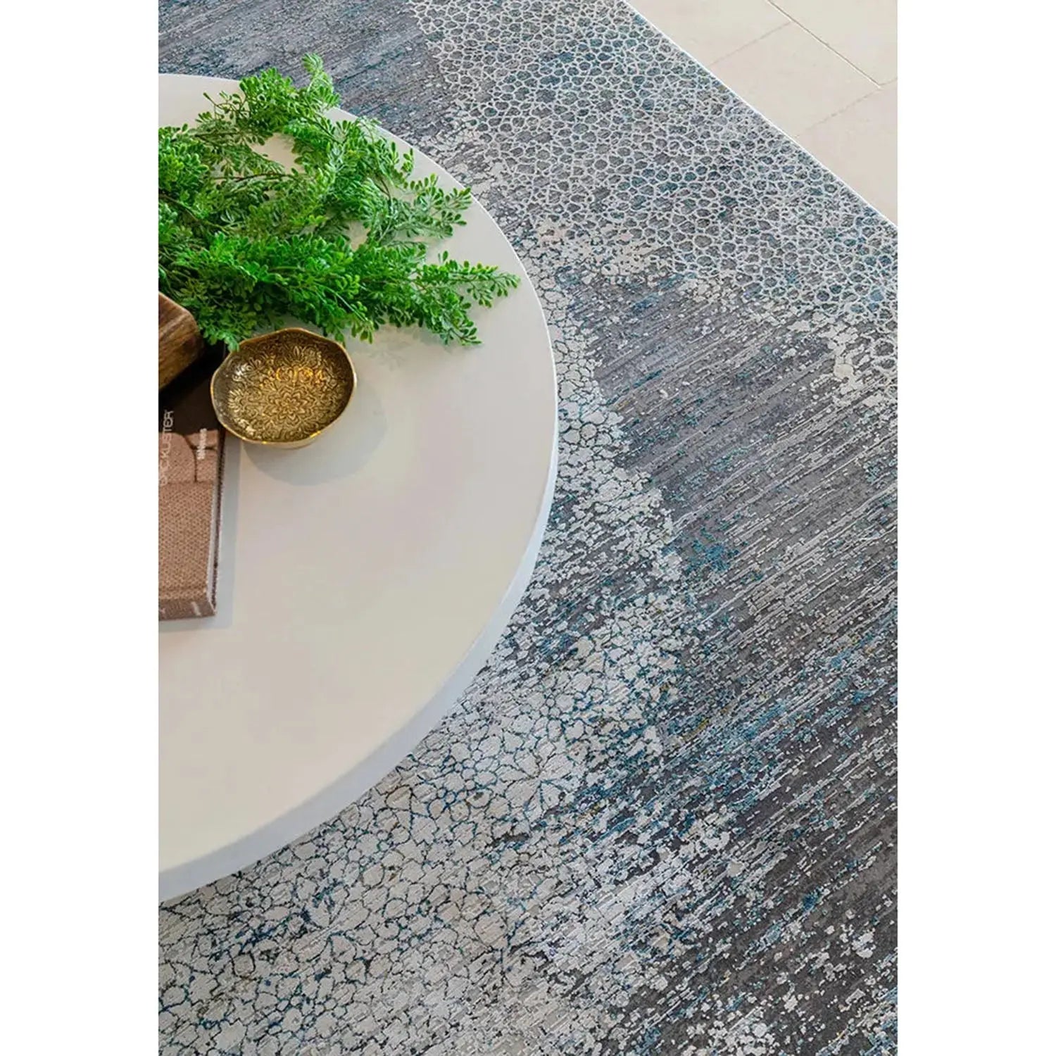 Giorgio Cream & Blue Faded Mosaic Rug DecoRug