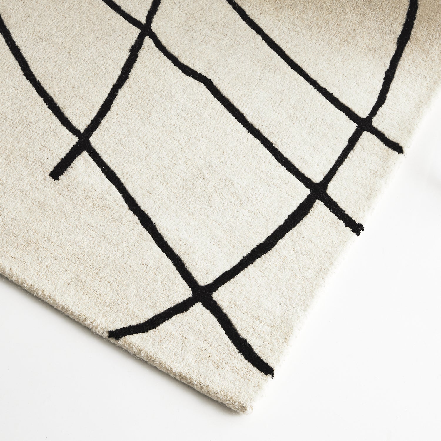 Alison Ivory Charcoal Wool Rug THERUG