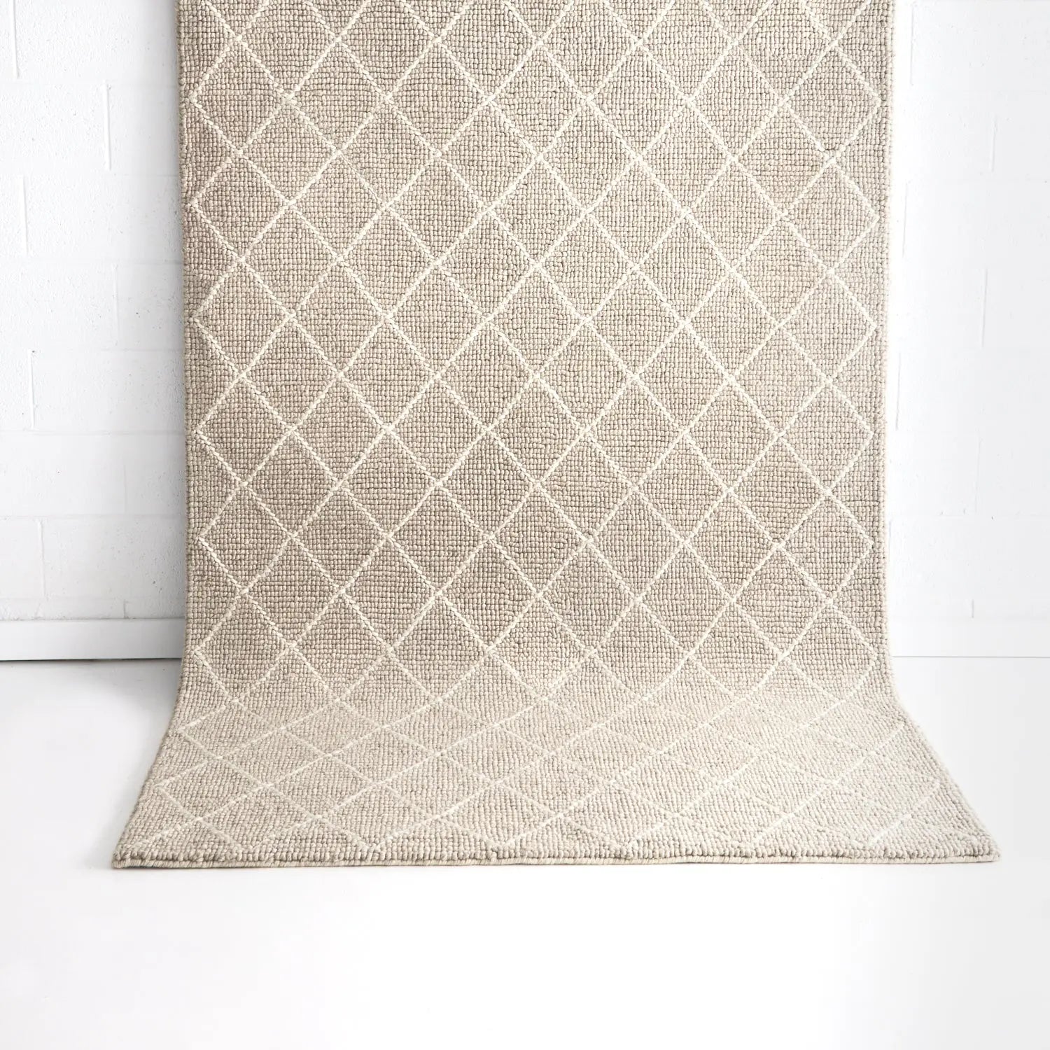 Argyle Diamond Weave Sand Rug INDESIGN