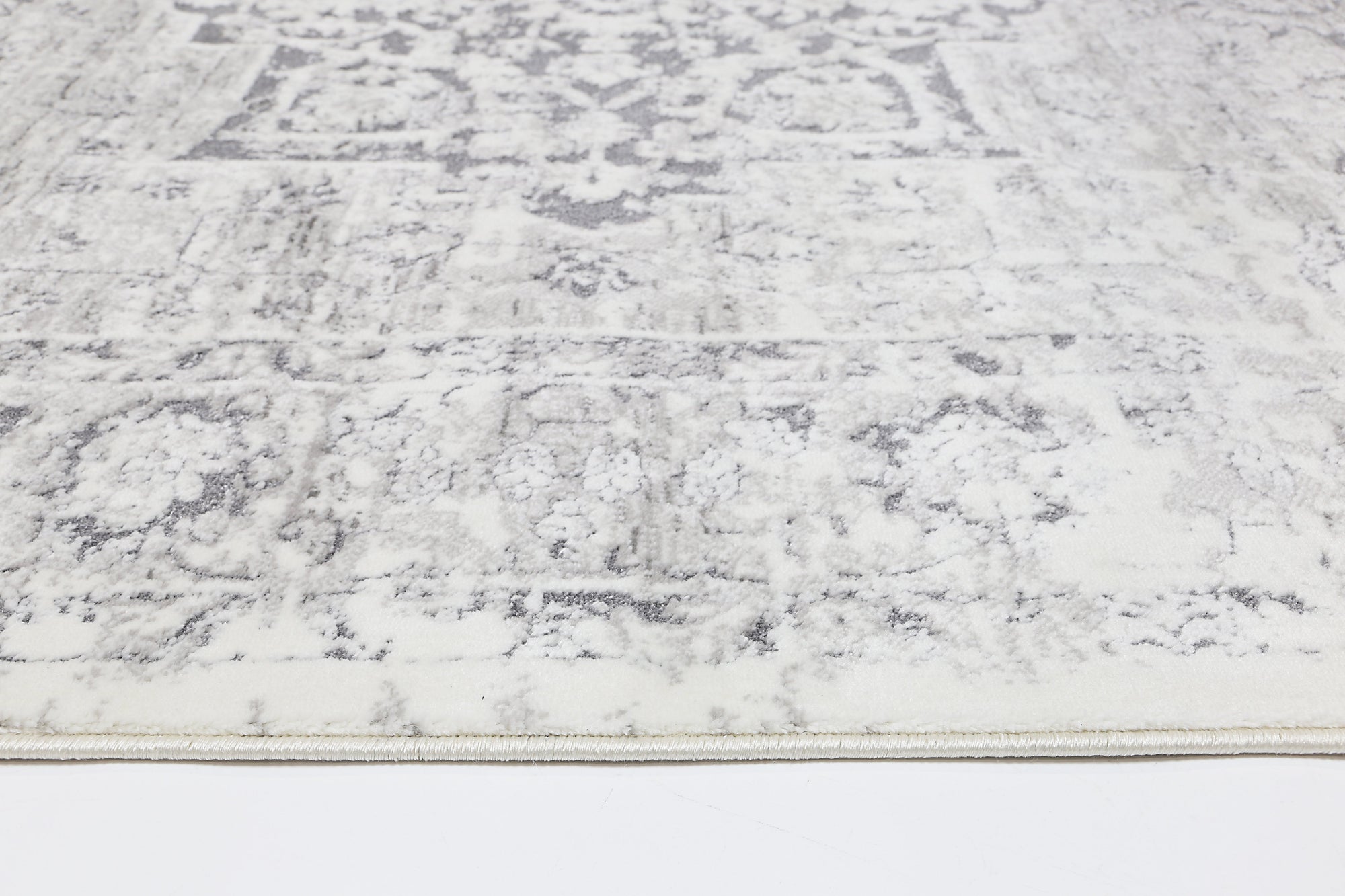Bohemian Paradise Classic Vintage Grey Rug LTB2B