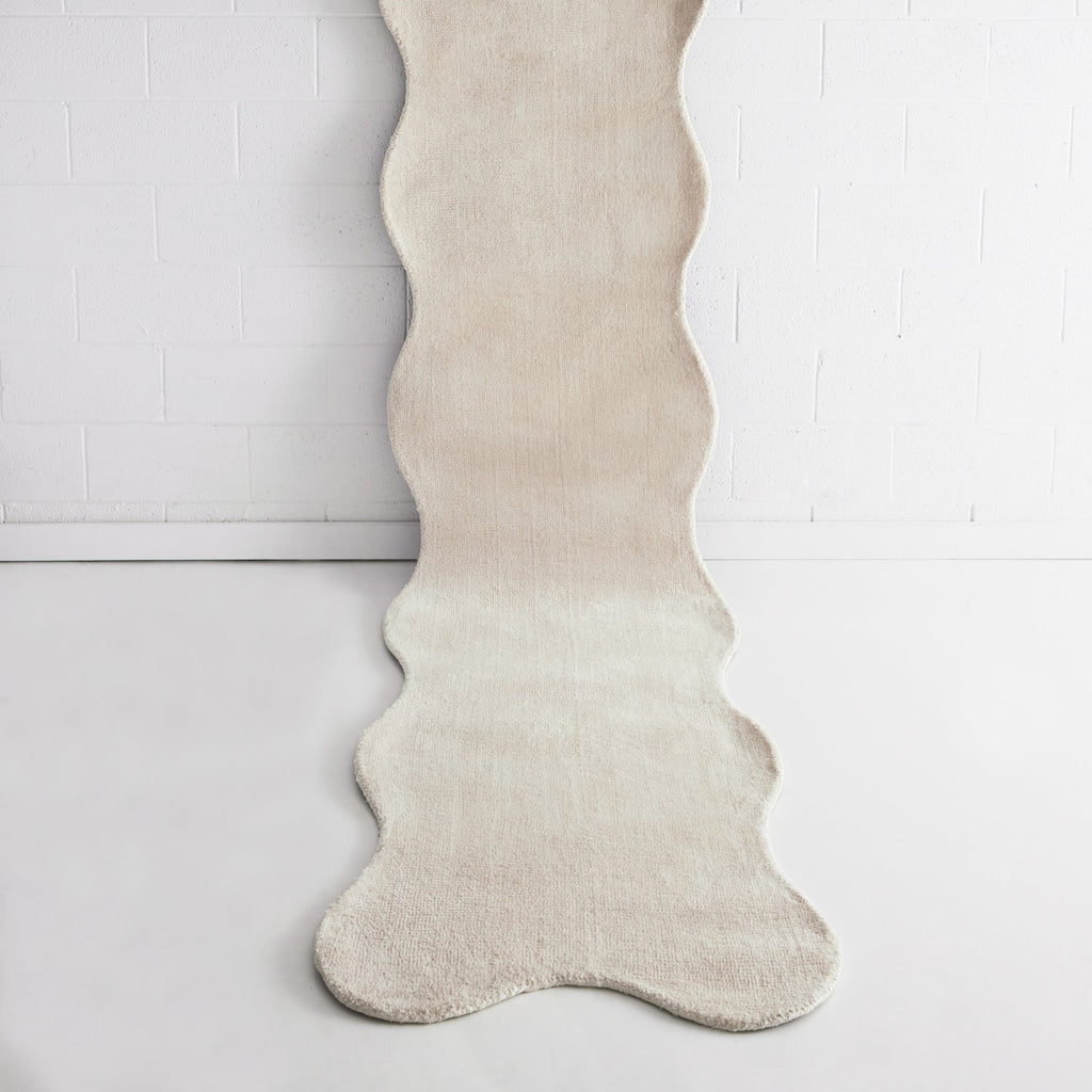 Barrow Scalloped Irregular Rug - DecoRug