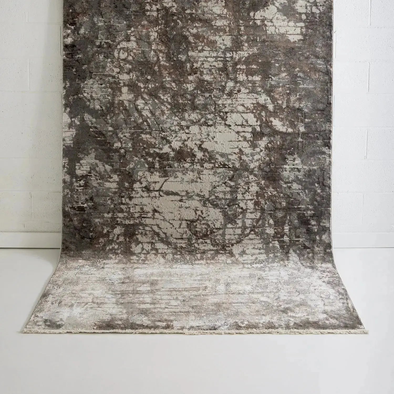 Boyce Abstract Distressed Rug | Modern Neutral Tones | DecoRug