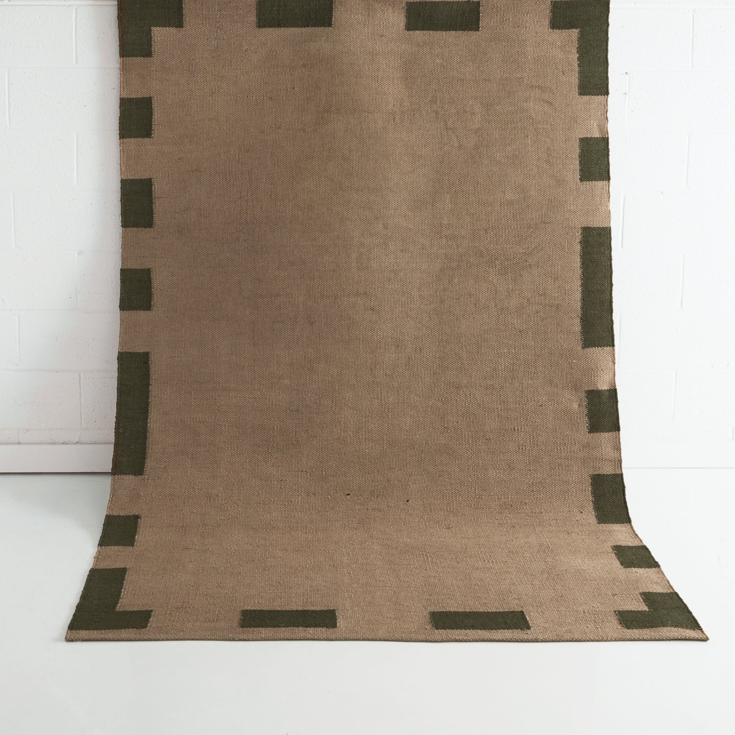 Carlton Natural Green Jute Rug JAVIHOME