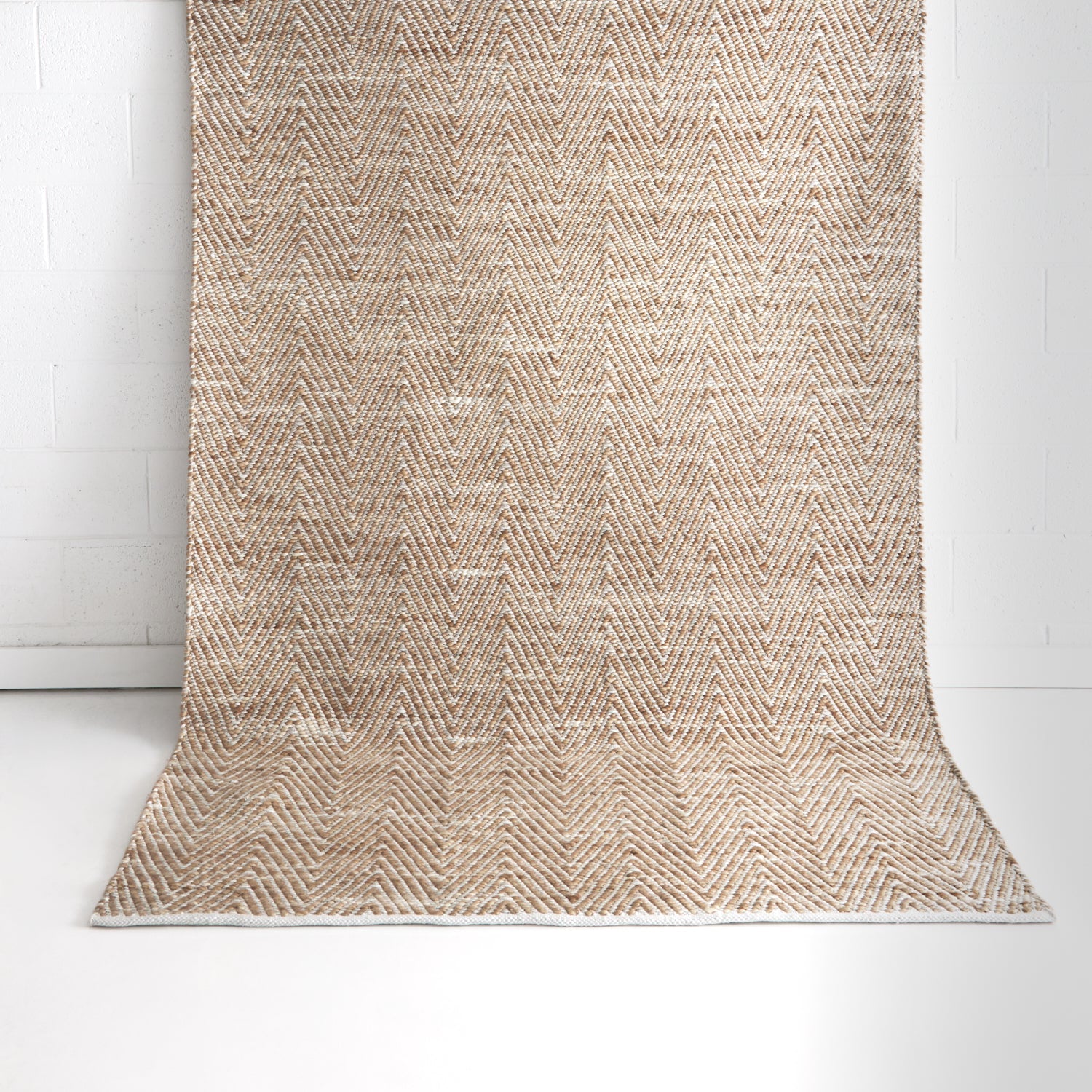 Clifton Beige Outdoor Rug | DecoRug