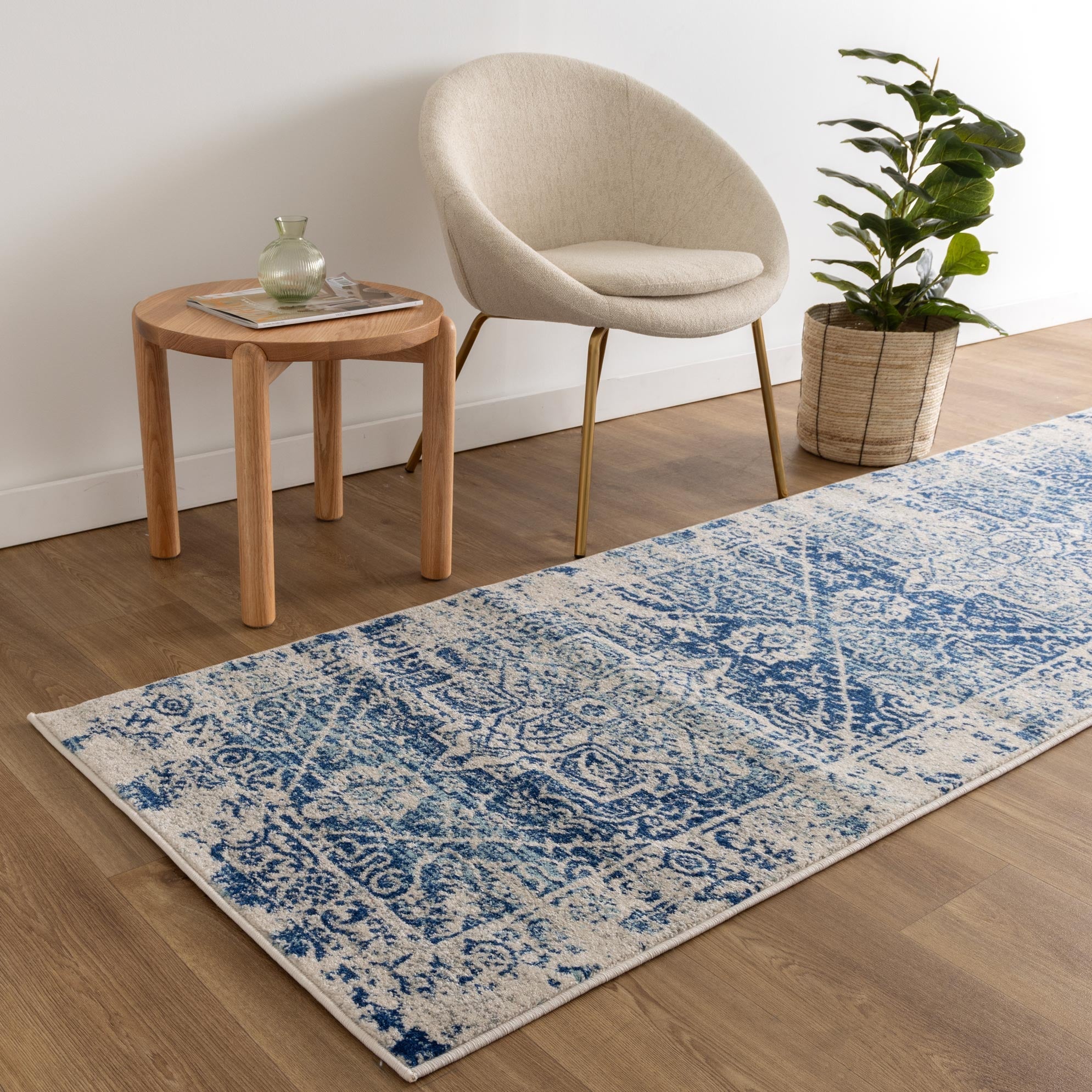 Delicate Audrey Ivory &amp; Navy Rug - DEL21