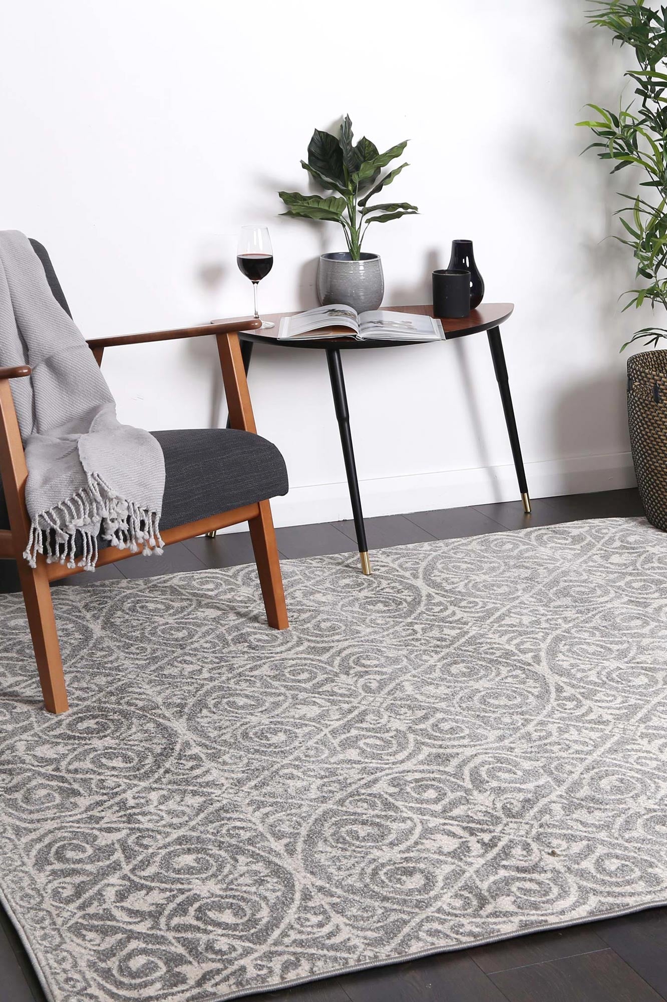 Delicate Katherine Grey &amp; Ivory Rug -  DEL23