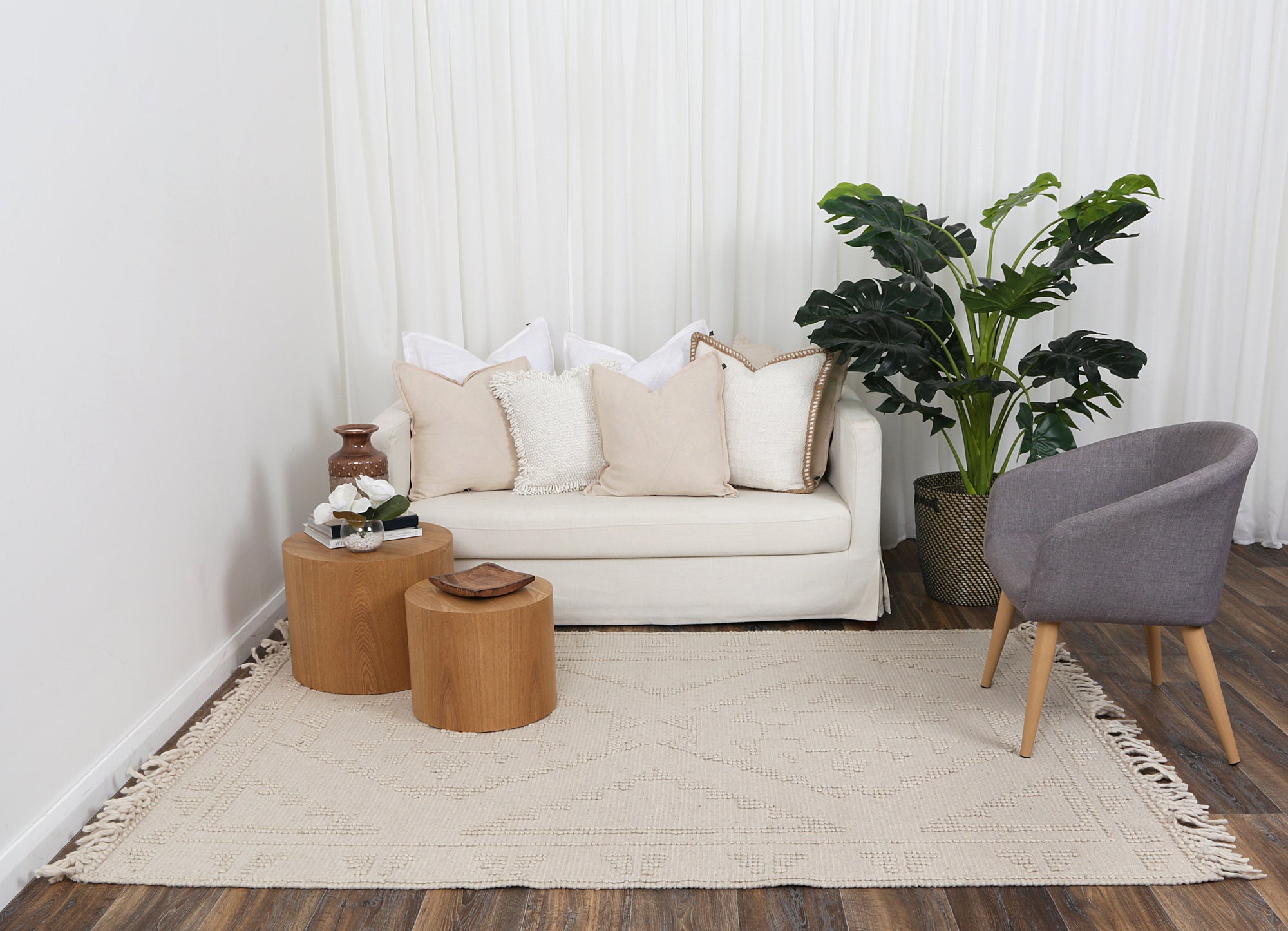 Diego Ornamental Beige Wool Rug - DIEG03 BVB2B