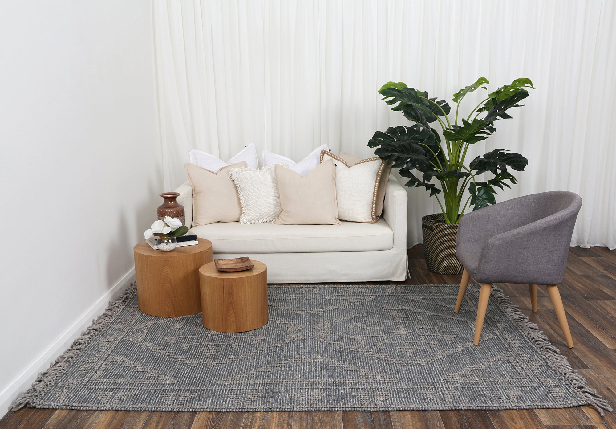 Diego Ornamental Grey Multi Wool Rug - DIEG03 BVB2B