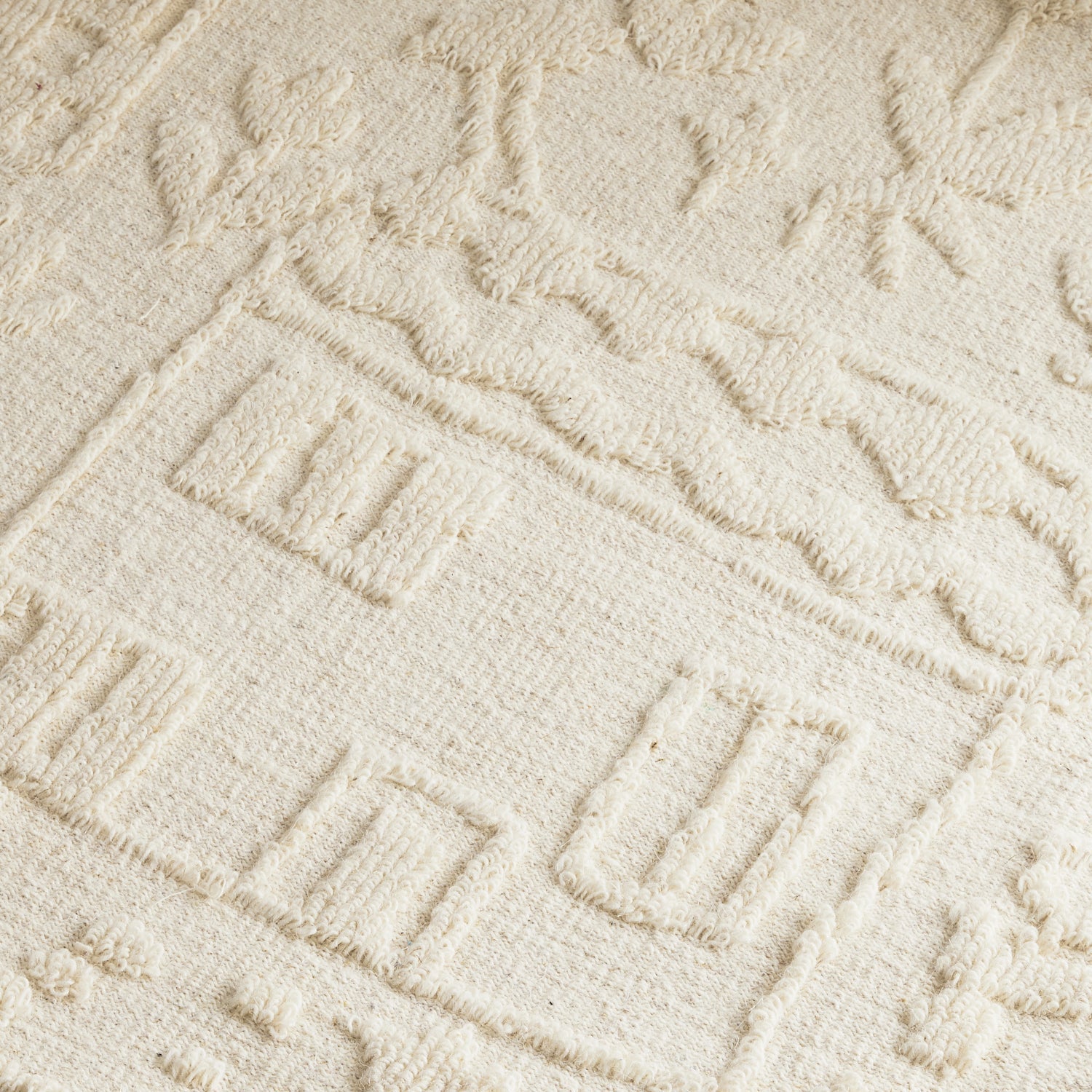 Elsey Ivory Floor Rug THERUG