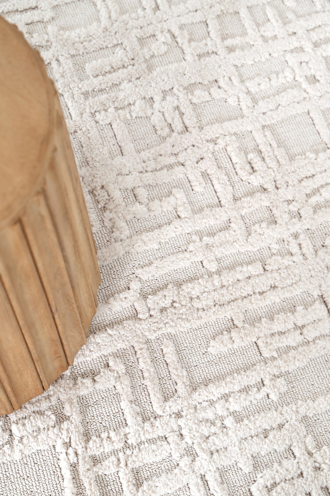 Bilbao Kubra Contemporary Ivory Rug LTB2B