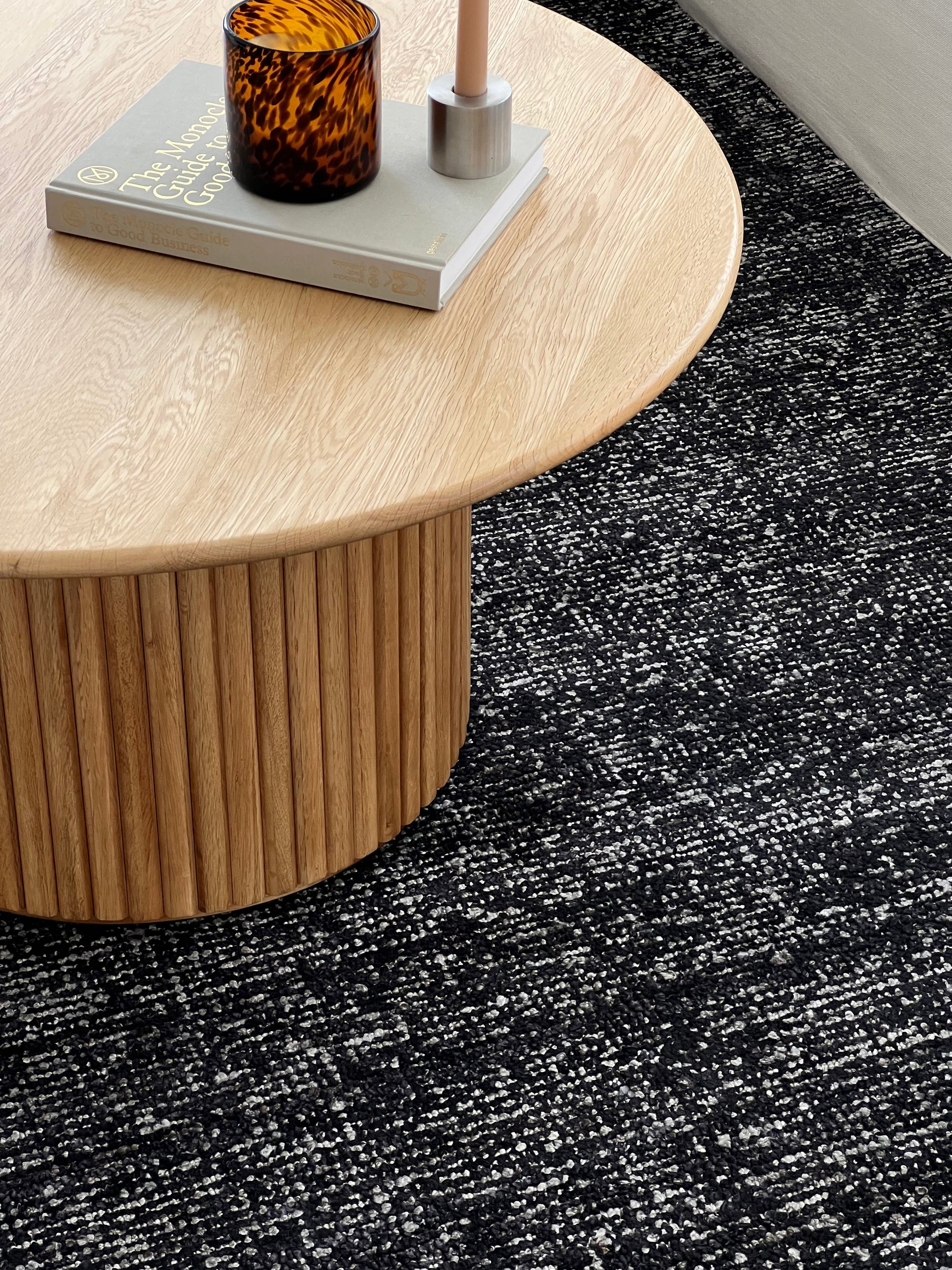 Casper Charcoal/Black Rug LTB2B