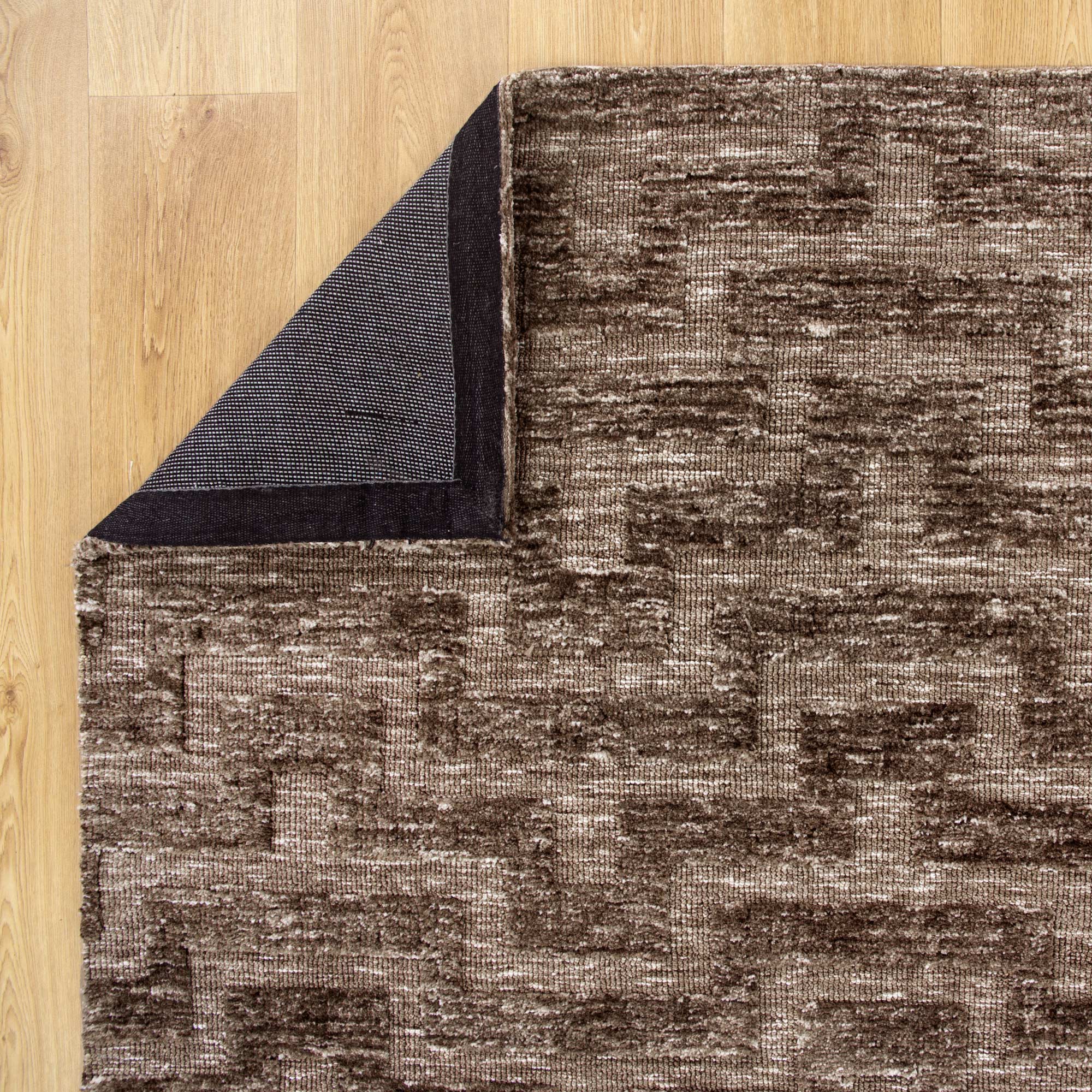 Kendra Pyra Rug Cocoa LTB2B
