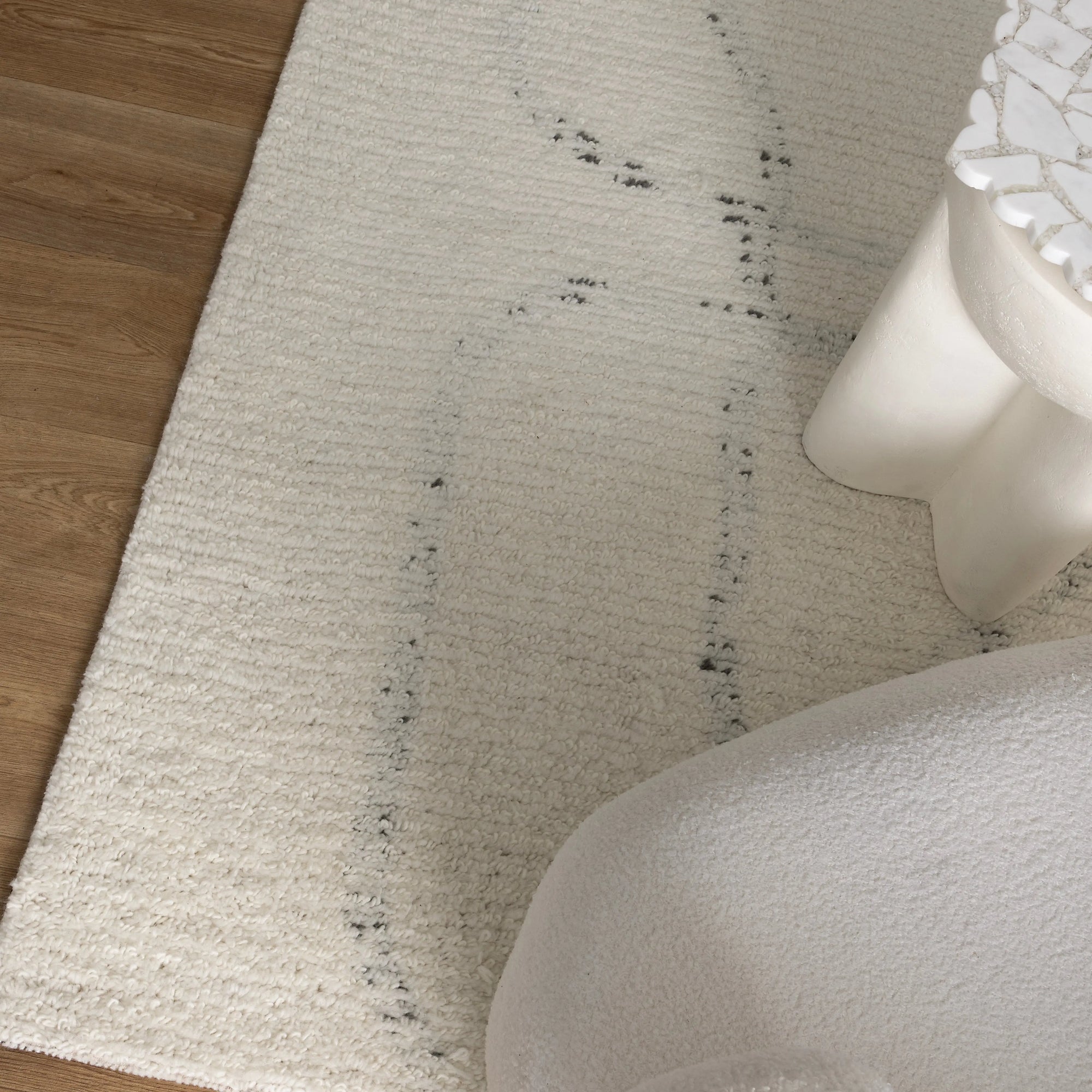 Kiah Ivory Grey Wool Rug DREAMHOME