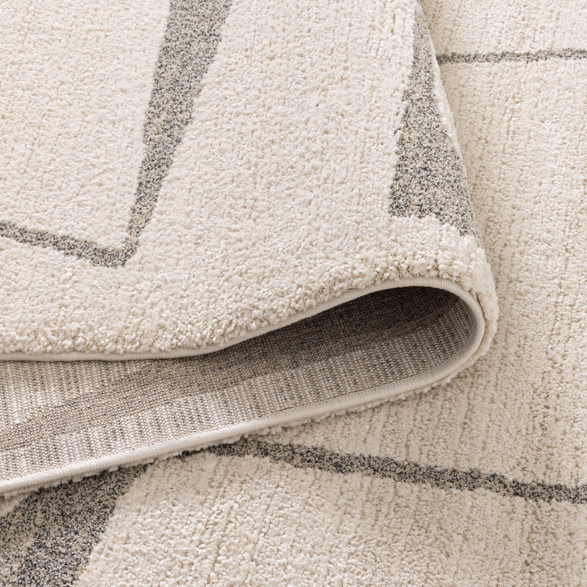 LOKI ABSTRACT GREY (64644_161) Love That Homewares