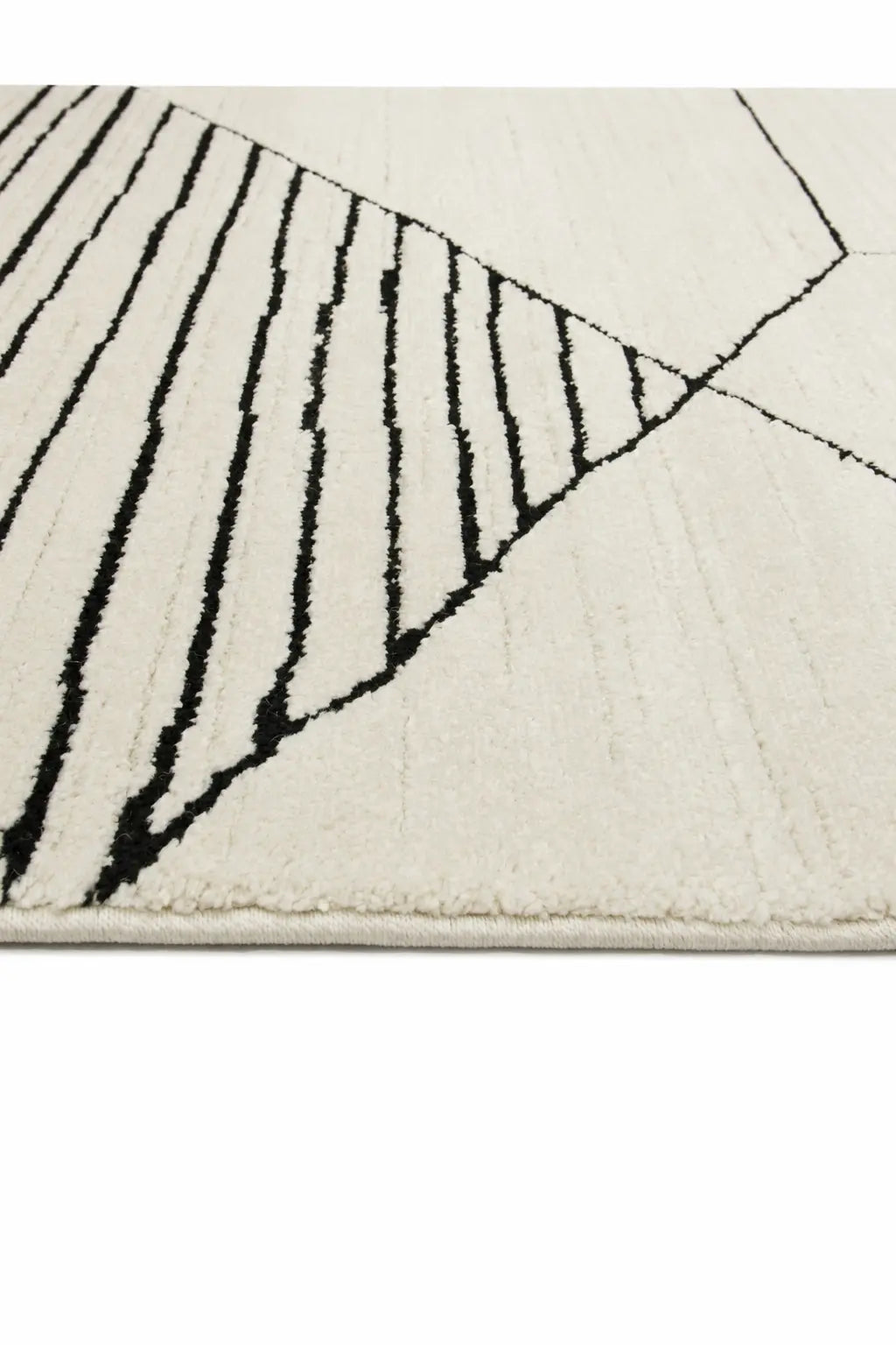 Leo Geometric Cream & Black Rug DecoRug