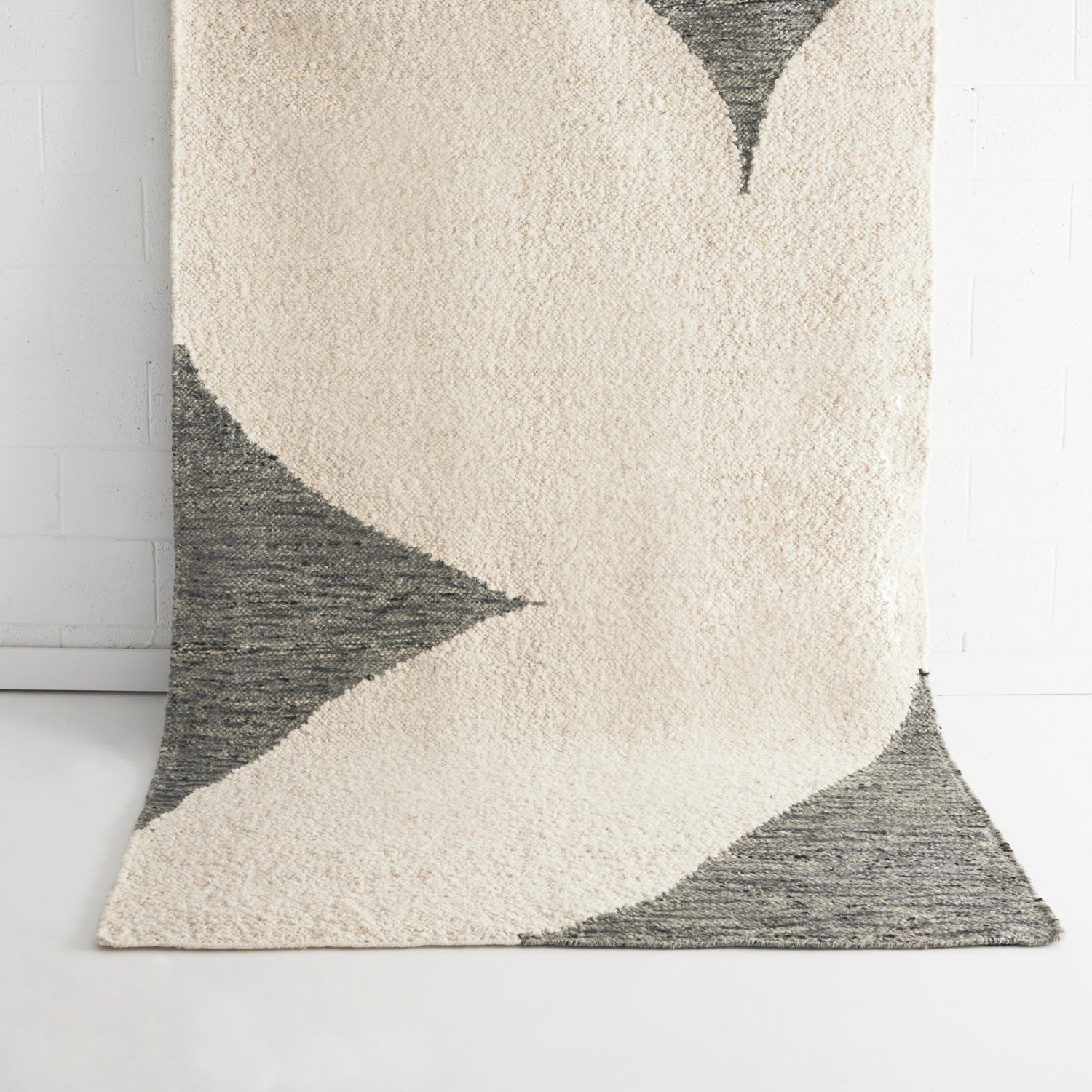 Lush Blue Ivory Floor Rug MYHOMECOLLECTION