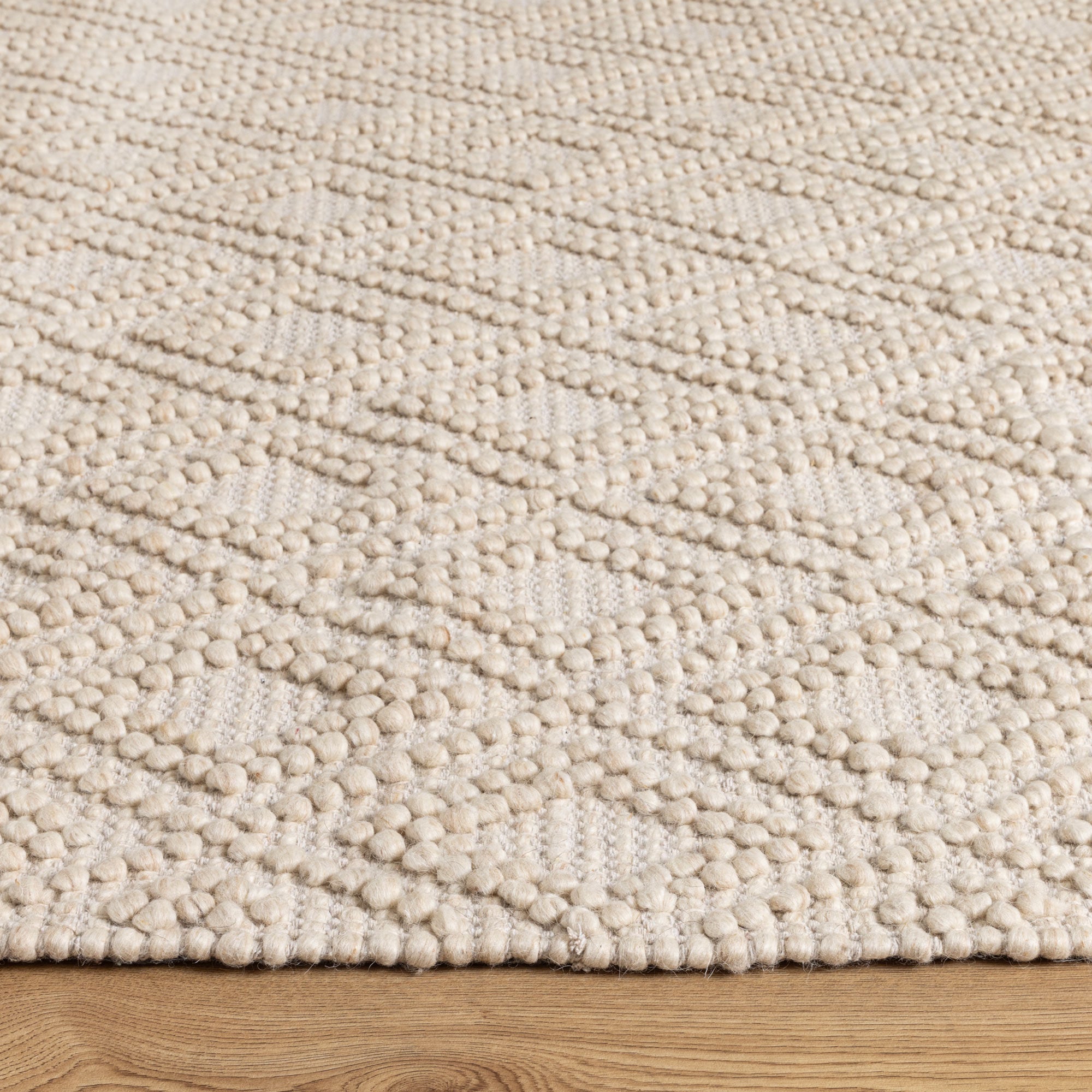 Perla 16 Natural Rug LTB2B