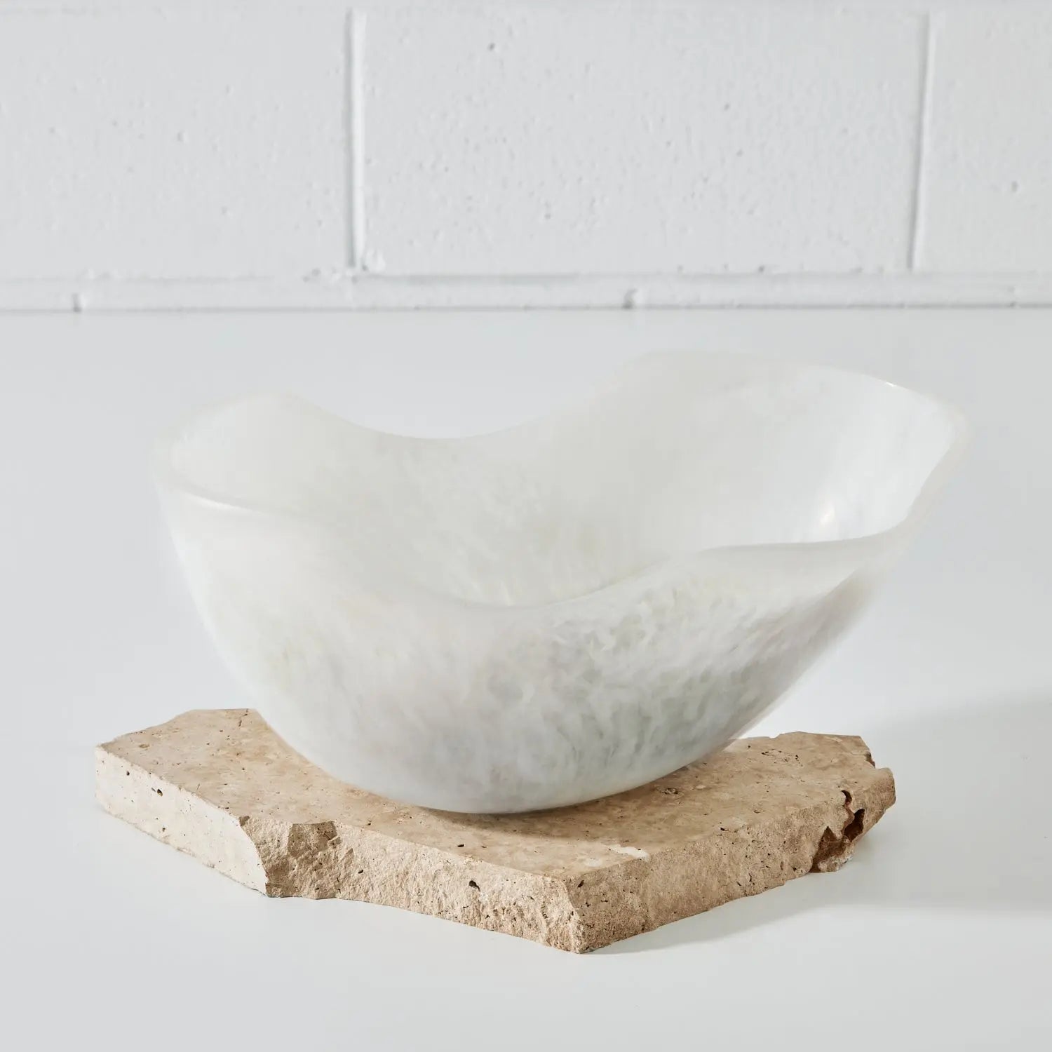 Resin Large Fruit Bowl White Horizon