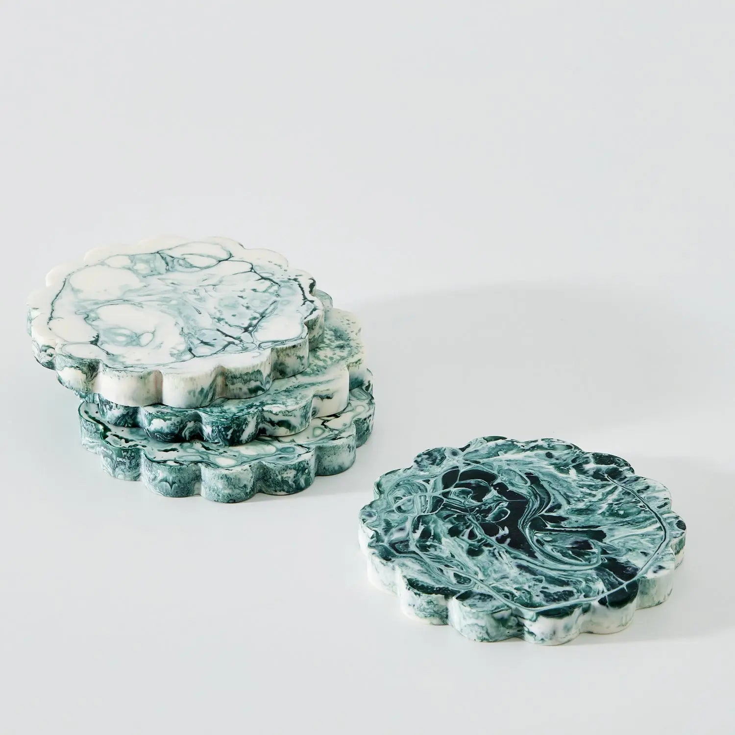 Set of 4 Resin Coasters Green Horizon