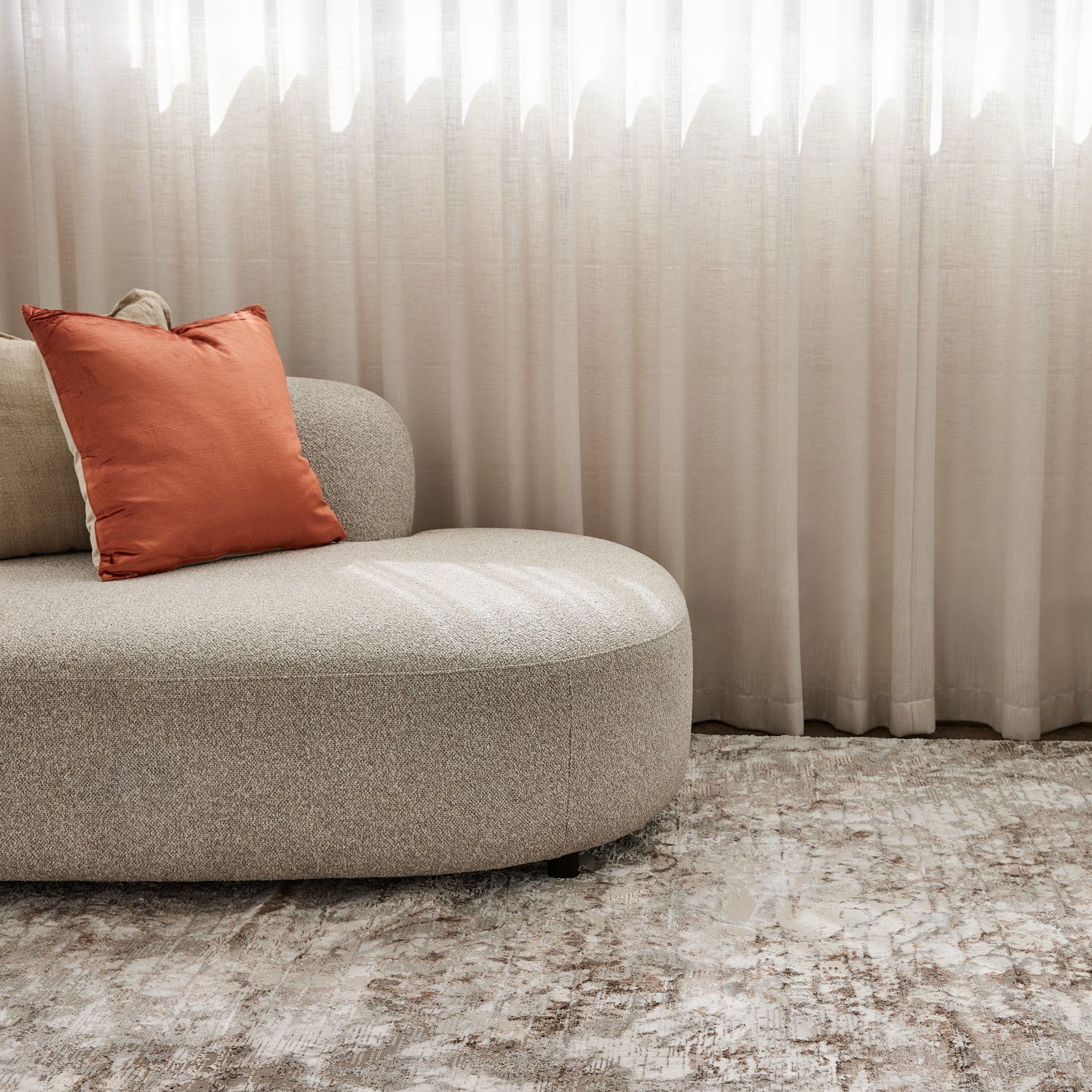 Sonder Beige Modern Rug DecoRug