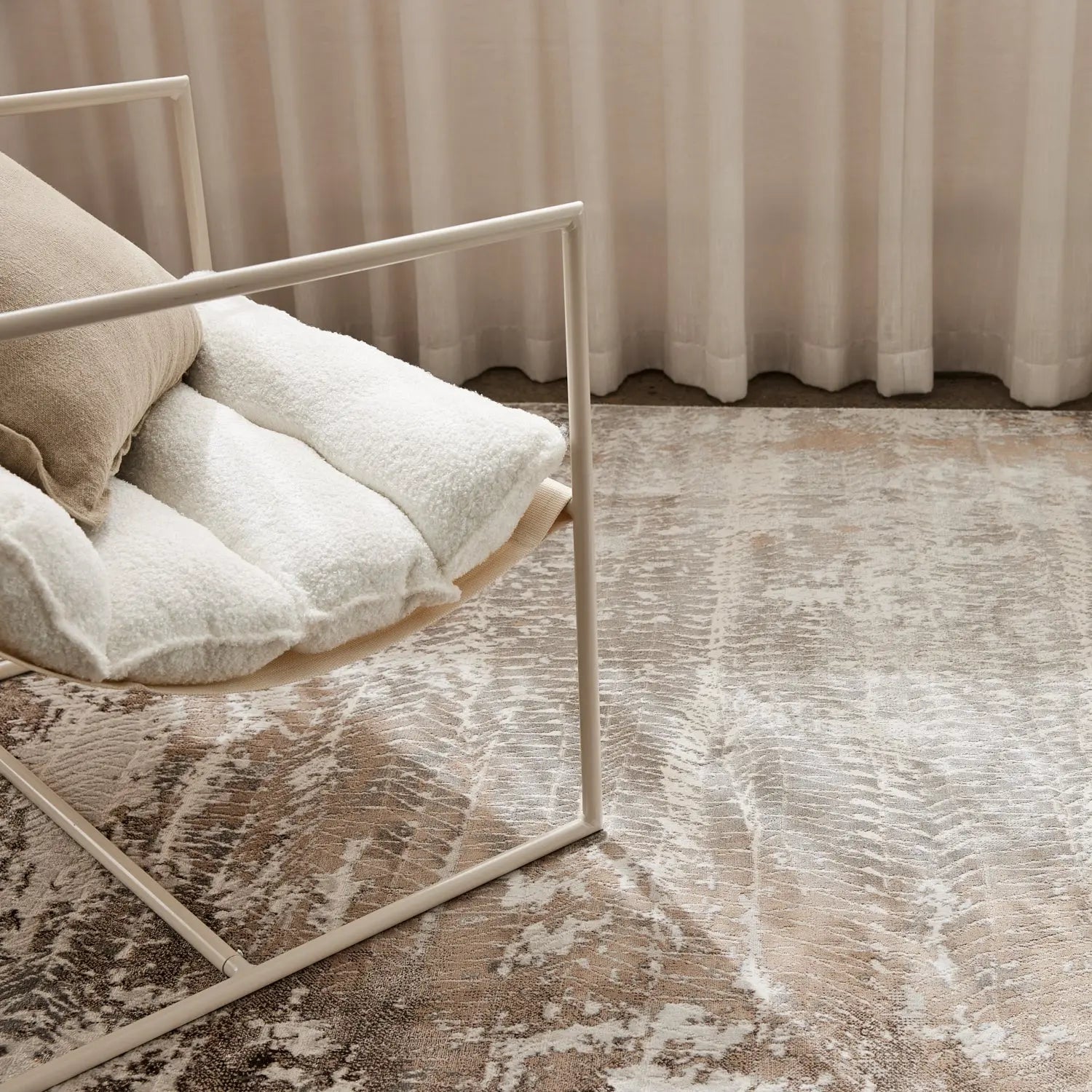 Sonder Beige Modern Rug DecoRug