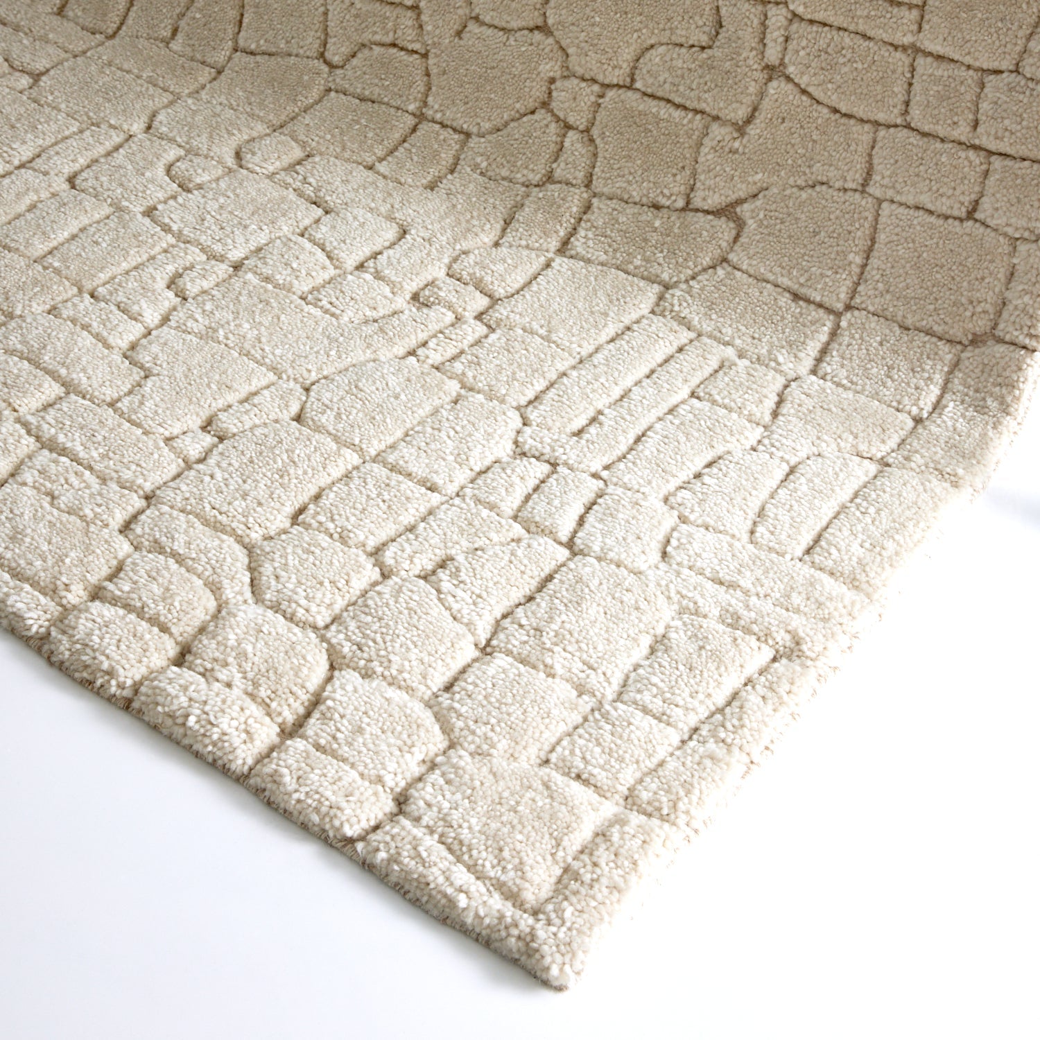 Tasman Ivory Wool Floor Rug DREAMHOME