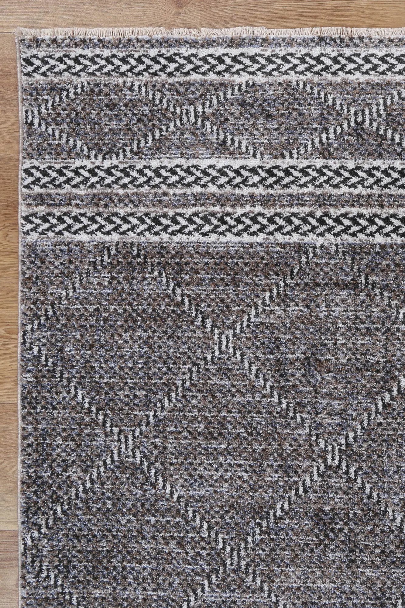 Timur Aleppo Charcoal Contemporary Soft Rug BRAVEN