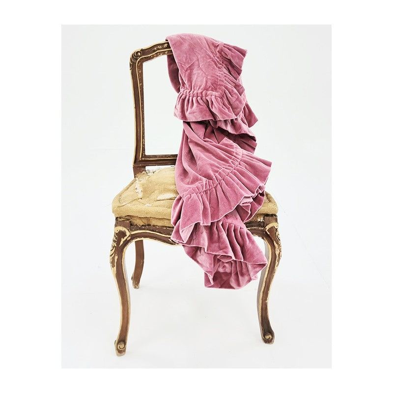 Ruffle Throw Plum 125x150cm LTB2B